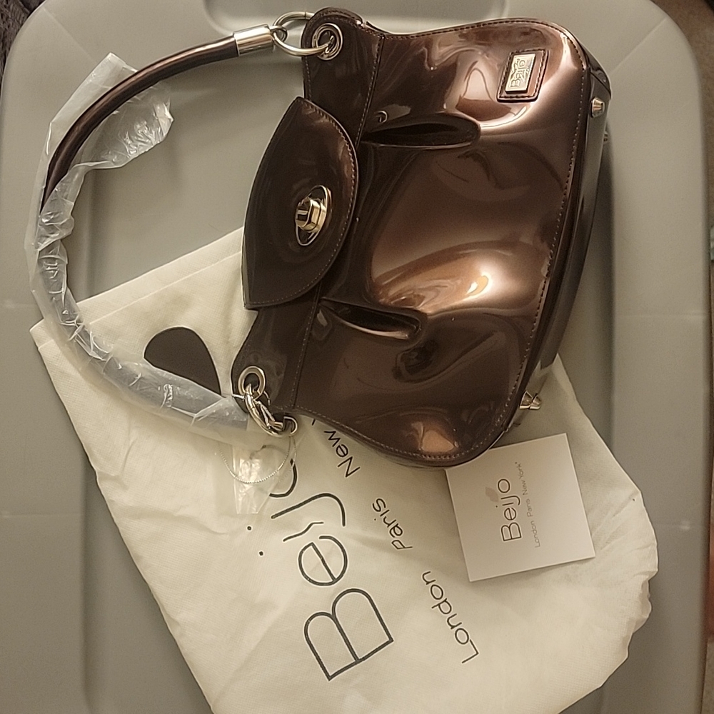 Beijo Young At Heart Chocolate Brown purse